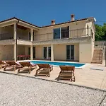 Valente Holiday home
